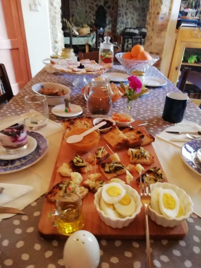 Bed and Breakfast La Stella Civita Exterior foto